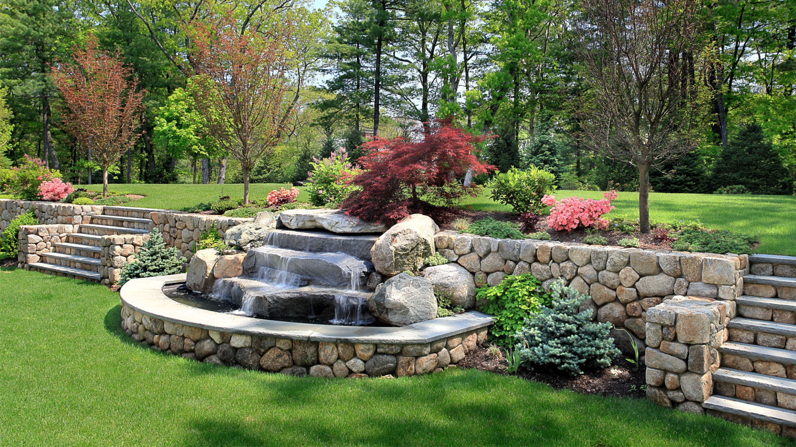 Water Features & Custom Landscaping